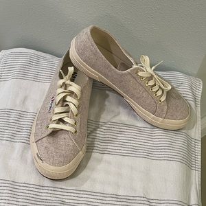 Superga canvas sneaker